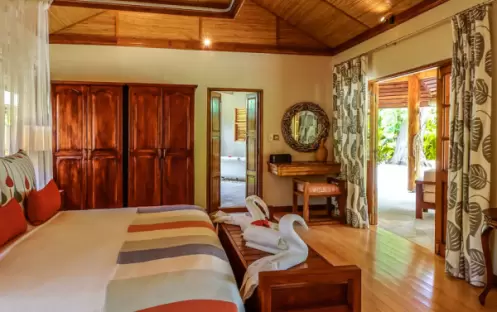 Denis Island-Beachfront Spa Cottage 1_2129